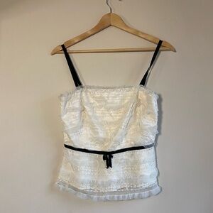 ● Millie of New York White Floral Lace Corset Bustier Top - Size 0 ●